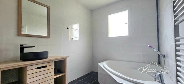 Plain pied à St GERMAIN LEMBRON