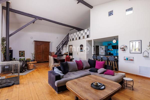 Ambès, Maison rénovée, séjour cathédrale 75 m²