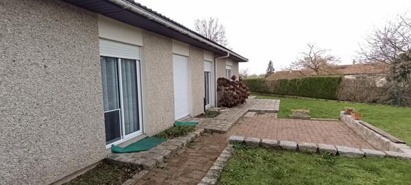 MAISON DE PLAIN-PIED 3 CHAMBRES A CHOLET