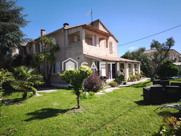 Grande villa fort potentiel