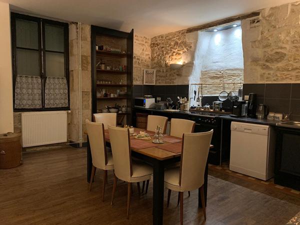 Maison Civray 8 pièce(s) 201 m2