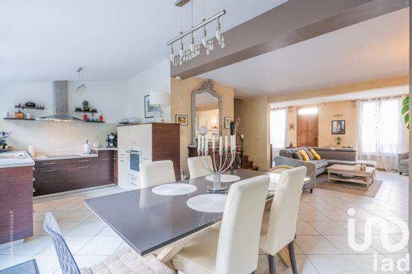 Maison à vendre 6 pièces 240 m² Montrouge