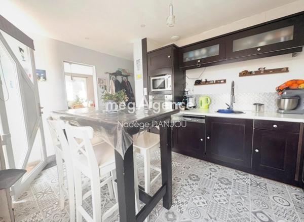 Maison à Condé-en-Normandie, 14110 - 7 pièces 120m²