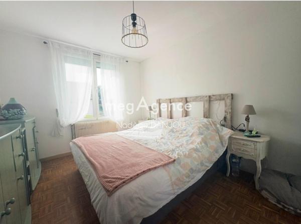 Maison à Condé-en-Normandie, 14110 - 7 pièces 120m²