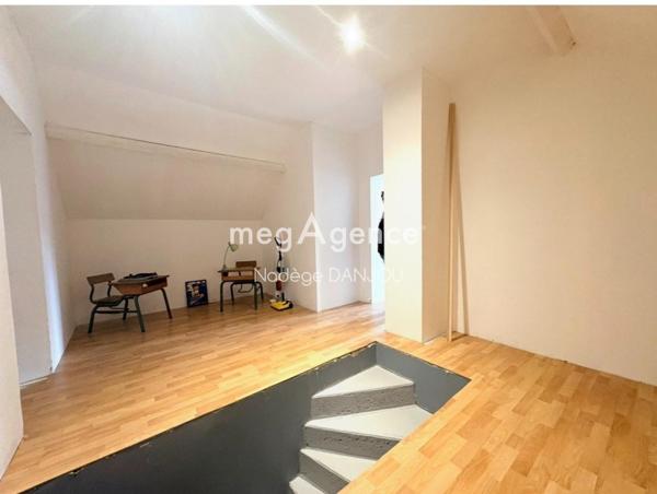 Maison à Condé-en-Normandie, 14110 - 7 pièces 120m²