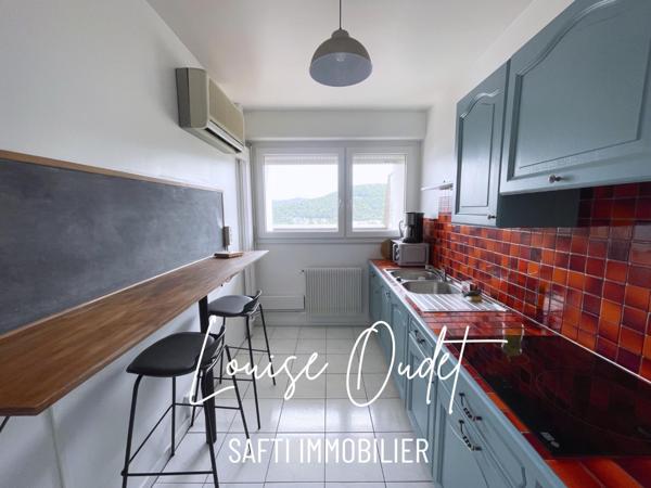 Appartement lumineux avec deux chambres à Planoise