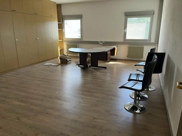 BUREAUX à VENDRE de 1028 m²