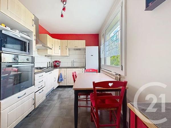 Appartement F4 à vendre  4 pièces - 75 m 2   BELFORT  - 90