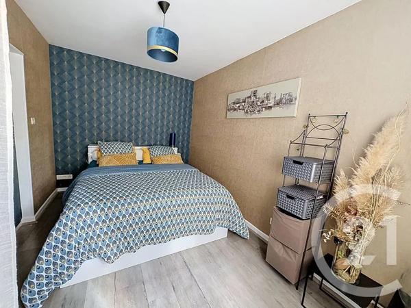 Appartement F4 à vendre  4 pièces - 75 m 2   BELFORT  - 90