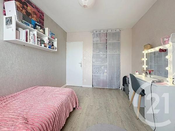 Appartement F4 à vendre  4 pièces - 75 m 2   BELFORT  - 90