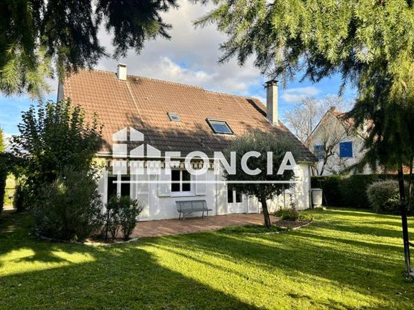 À vendre Maison 5 pièces 180 m² - Olivet 45160