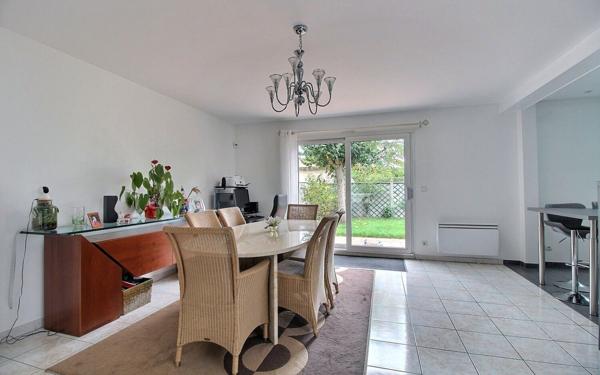 Maison à vendre    6 pièces • 117,43 m2 Savigny-sur-Orge
