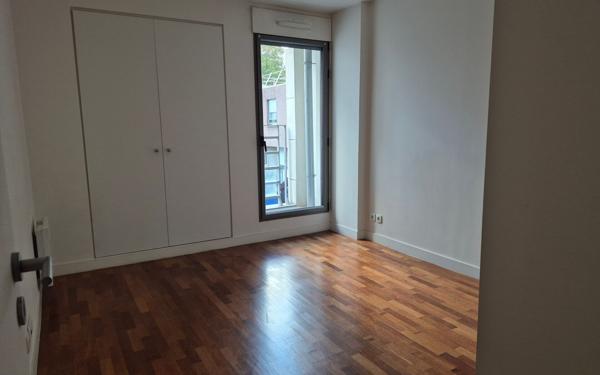 Appartement à vendre    2 pièces • 58 m2 Paris 13