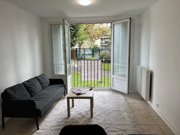 Appartement à MONTREUIL (93100)