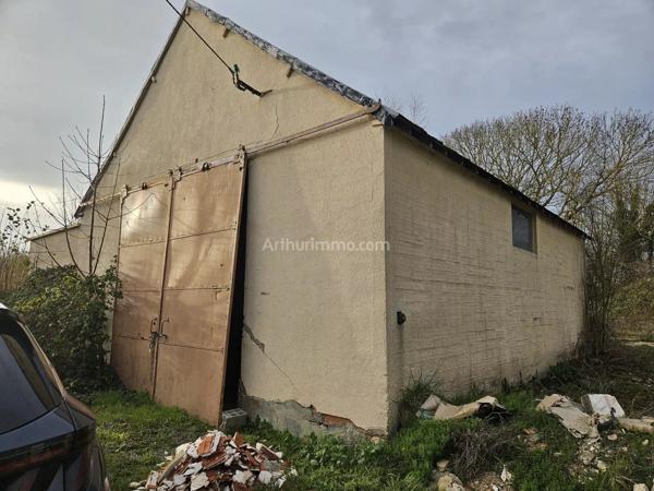 Vente                                                      Garage
                        
                                         120 m2                     à Fleury-sur-Orne