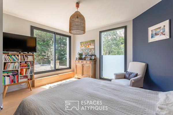 Maison contemporaine avec jardin et piscine et sa dépendance