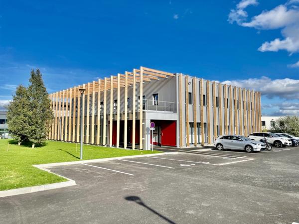 A LOUER BUREAUX VENETTE BOIS DE PLAISANCE