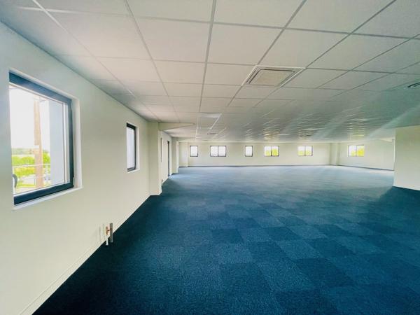 A LOUER BUREAUX VENETTE BOIS DE PLAISANCE