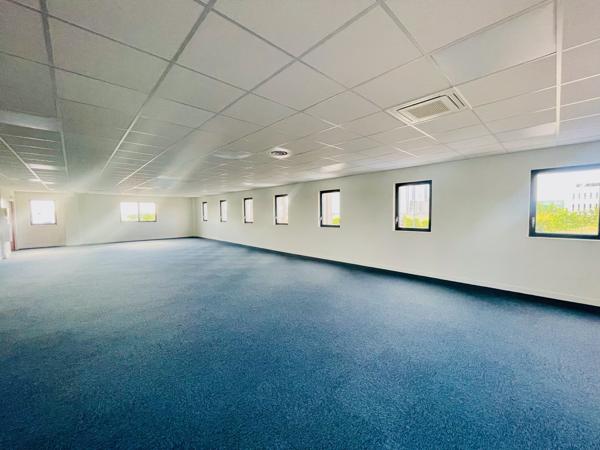 A LOUER BUREAUX VENETTE BOIS DE PLAISANCE
