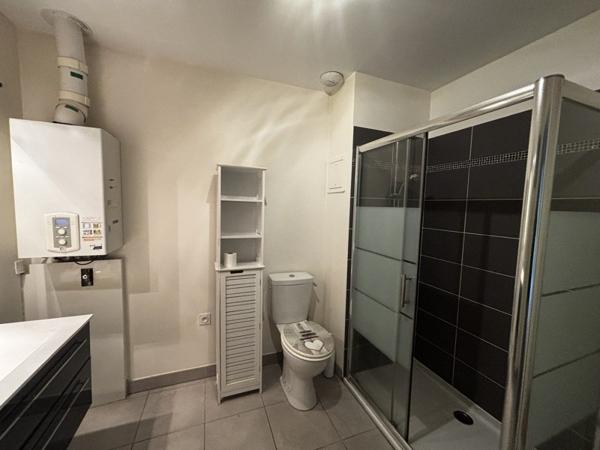 Appartement à louer 830 € CC Villenave-d'Ornon 2 p 40 m² DPE C