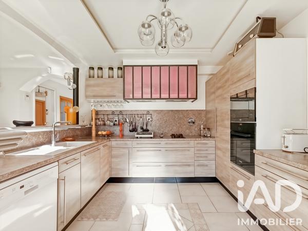 Maison à vendre 6 pièces 158,59 m² Champigny-sur-Marne