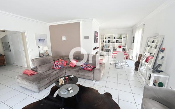 Maison à vendre    6 pièces •  Ussac