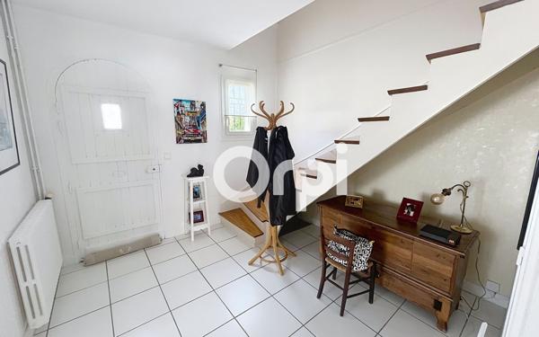 Maison à vendre    6 pièces •  Ussac