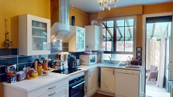 Maison Plain Pied Castanet Tolosan 5 pièce(s) 140 m2 Centre