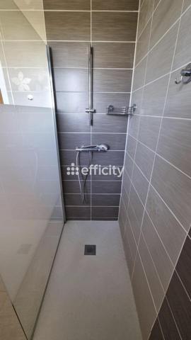 Maison 5 pièces - 206 m²