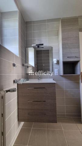 Maison 5 pièces - 206 m²