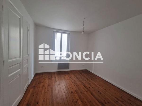 Location Appartement 2 pièces 37.4 m² - 4 AVENUE JEAN JAURES - Gap 05000