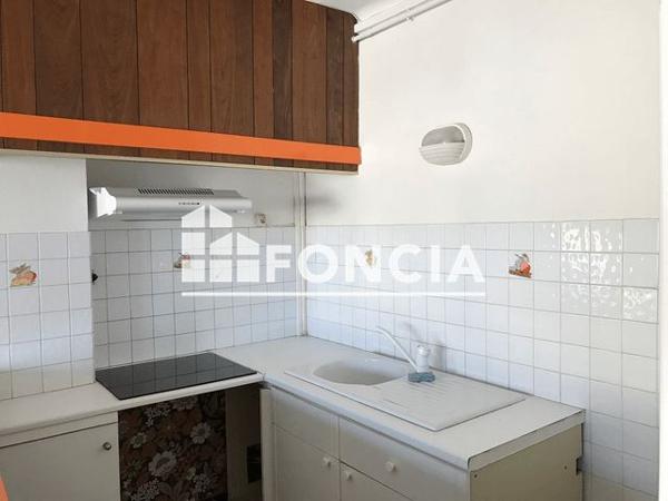 Location Appartement 2 pièces 42.37 m² - BD BEAU RIVAGE La Ciotat 13600