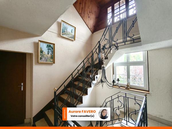 Maison de caractère 7 pièces avec potentiel professionnel et grands volumes à Longny au Perche (61)