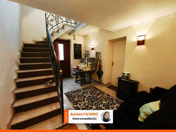 Maison de caractère 7 pièces avec potentiel professionnel et grands volumes à Longny au Perche (61)