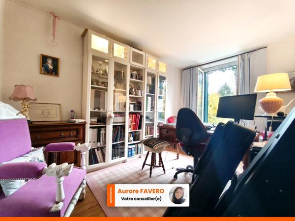 Maison de caractère 7 pièces avec potentiel professionnel et grands volumes à Longny au Perche (61)