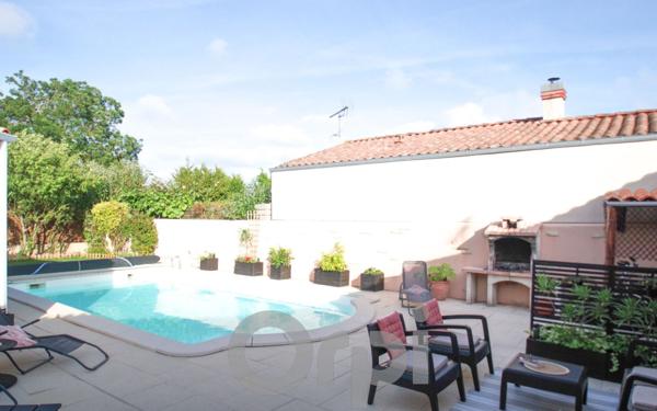 Maison à vendre    5 pièces • 127,85 m2 Saint-Rogatien