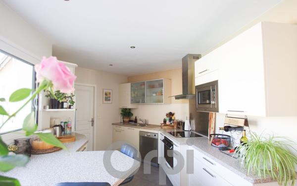 Maison à vendre    5 pièces • 127,85 m2 Saint-Rogatien