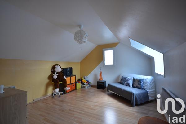 Maison à vendre 6 pièces 155 m² Voisins-le-Bretonneux