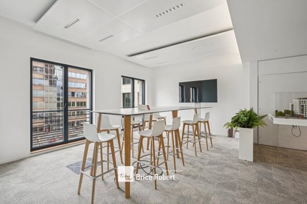 Bureaux à louer à Lyon Part-Dieu avec rooftop et certifications premium