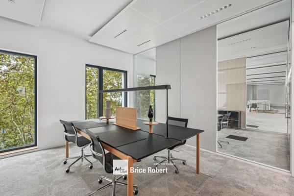 Bureaux à louer à Lyon Part-Dieu avec rooftop et certifications premium