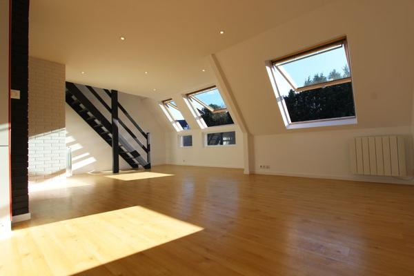 à louer appartement T2 duplex lumineux avec parking quimper sud