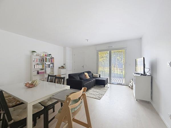 APPARTEMENT TYPE 2 48 M2 AVEC TERRASSE PARKING EN SOUS SOL ET VUE AGRÉABLE Angers