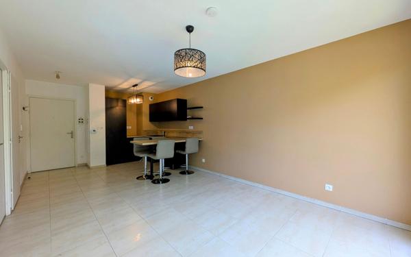 Appartement à vendre    2 pièces • 42 m2 Toulon