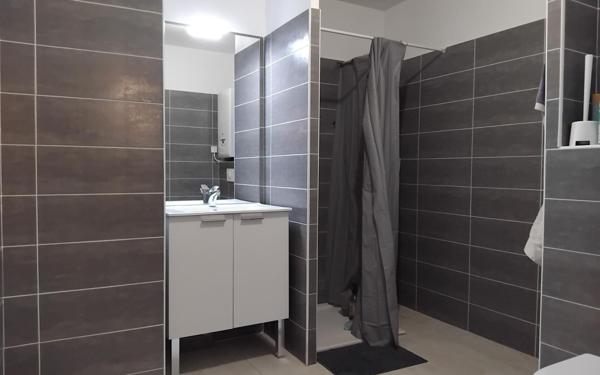 Appartement à vendre    2 pièces • 42 m2 Toulon