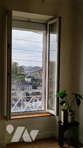 QUARTIER DES URSULINES-BEL APPARTEMENT DE 3 CHAMBRES-VUE PANORAMIQUE SUR LA VILLE