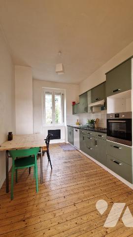 QUARTIER DES URSULINES-BEL APPARTEMENT DE 3 CHAMBRES-VUE PANORAMIQUE SUR LA VILLE