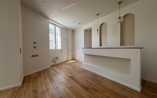 Appartement à vendre    4 pièces • 74,97 m2 Biarritz