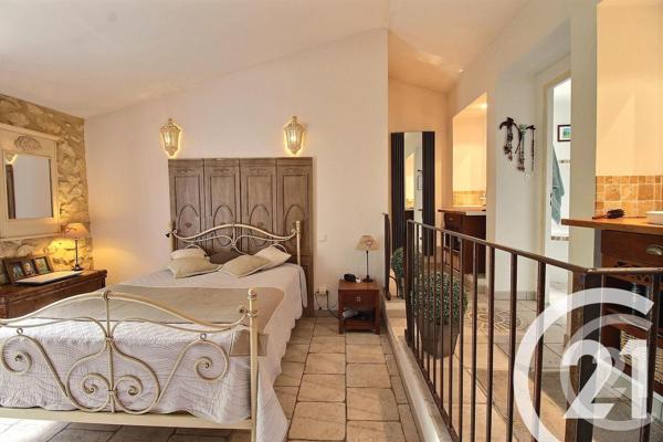 Maison à vendre  12 pièces - 336 m2 CAVAILLON - 84