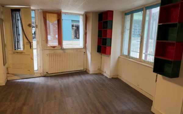 Maison à vendre    4 pièces • 74,97 m2 Rochechouart