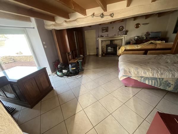 Sainte-Verge (79100) ref 104676 proche THOUARS maison en bon état type 4 sur terrain de 541 m2 dans quartier calme